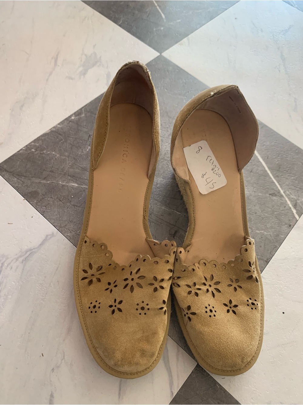 Veronica Beard Suede Scalloped heels in Tan